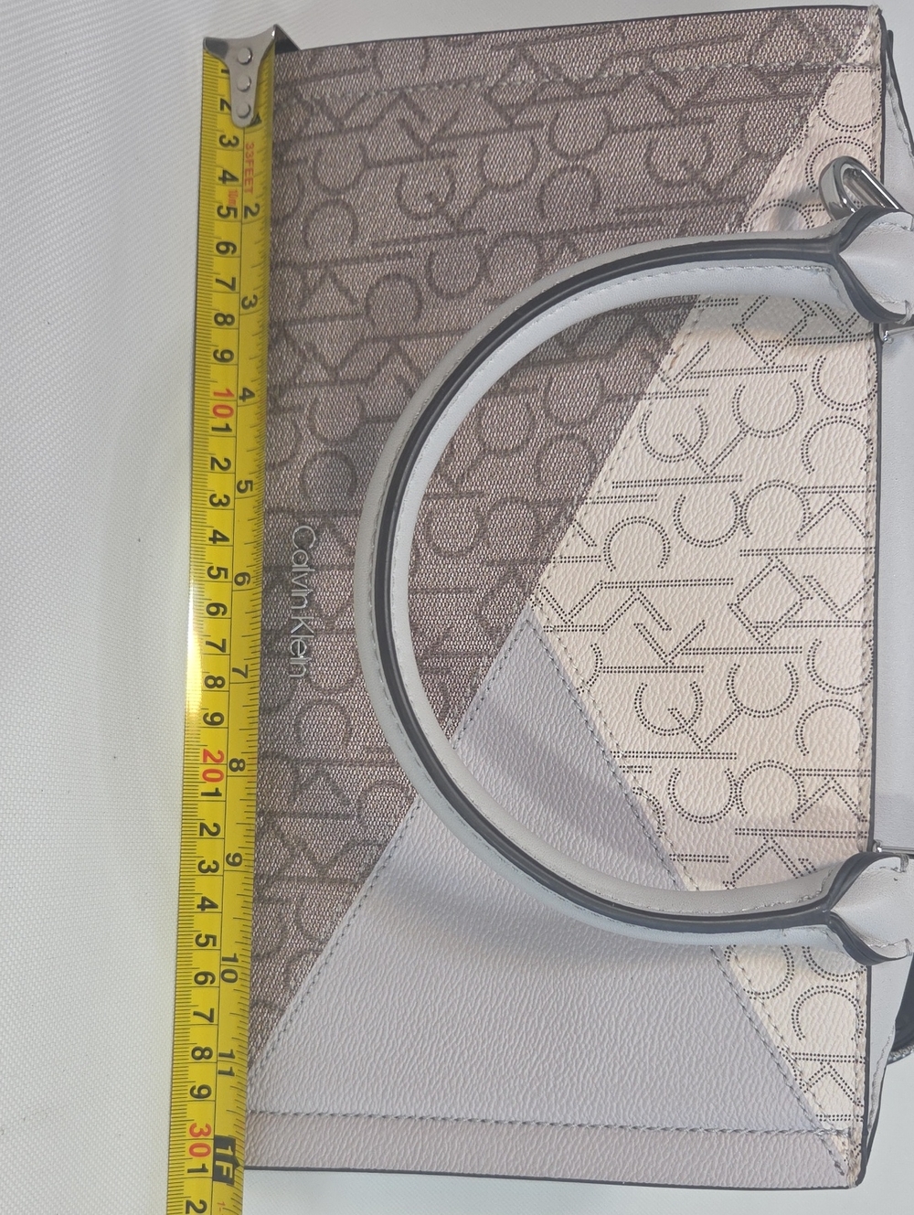 Calvin Klein Gray and White Satchel with Structured Design NWOT - Picture 11 of 12
